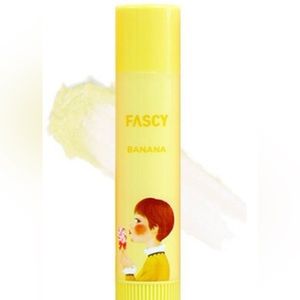 Fascy Korean banana lipbalm